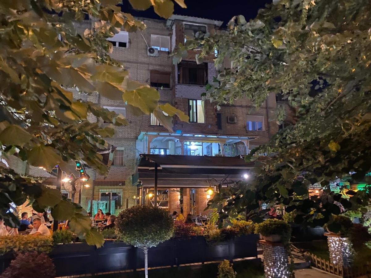 Veranda Apartment Tirana Exteriör bild